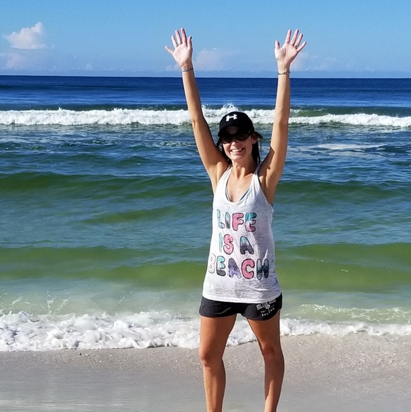 Meet your Posher, Alena - Picture 1 of 1